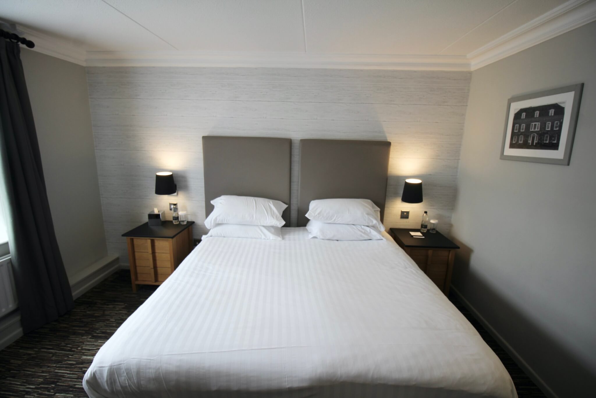 Classic Double Room Saracens Head Hotel Bed scaled